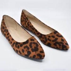 SOLD - BellaMarie Pointed Leopard Print Flats
